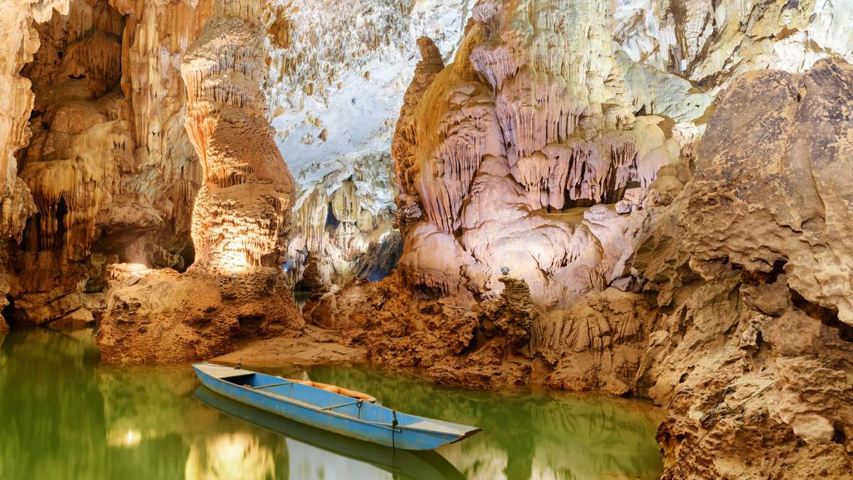 Phong Nha-Kẻ Bàng – Adventure Paradise